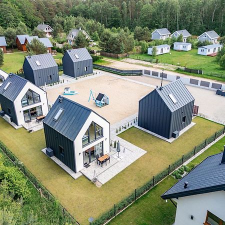 Zakatek Sasanki Villa Лубятово Екстериор снимка